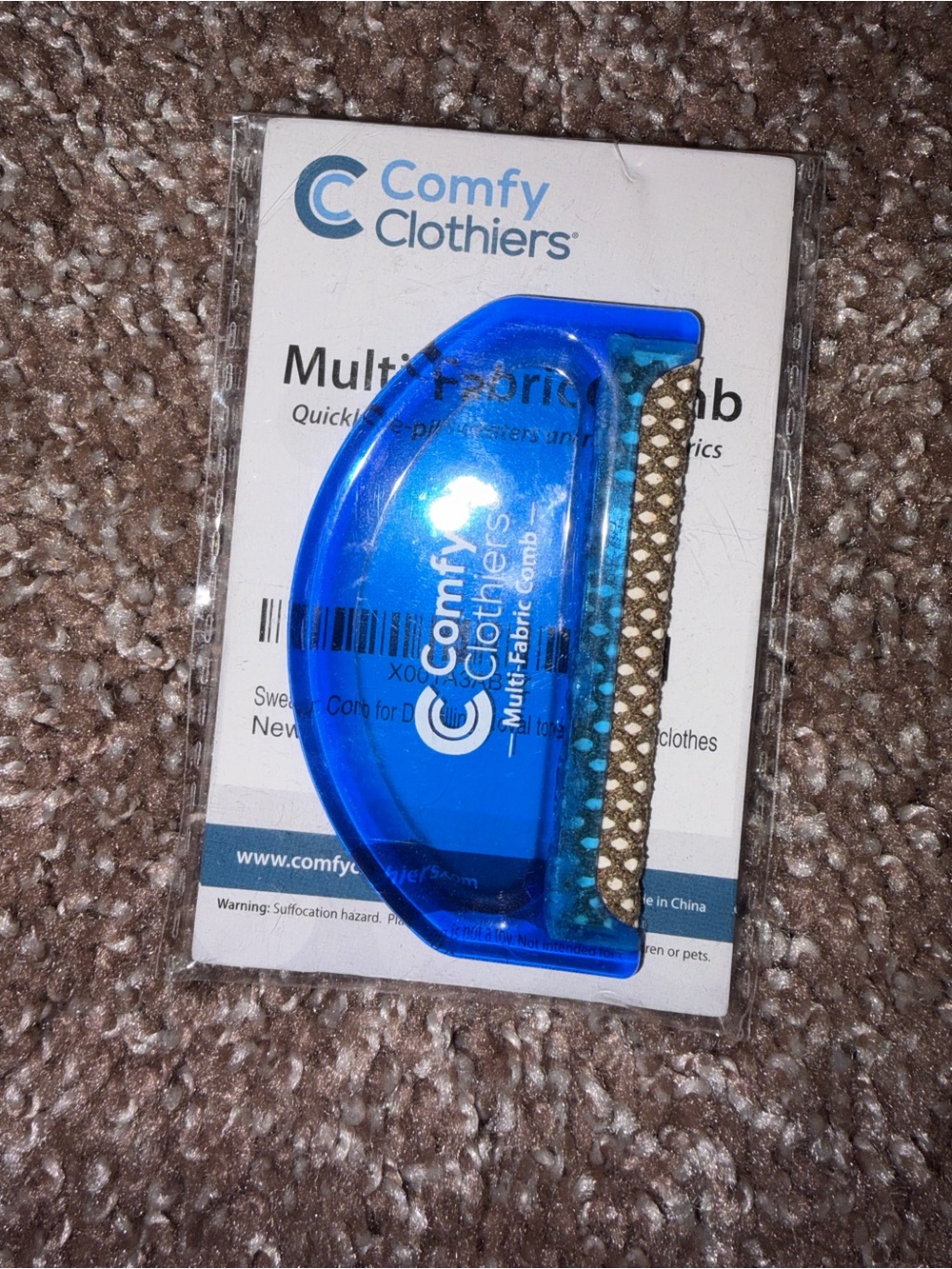 Comfy Clothiers Blue Multi-Fabric Lint Remover